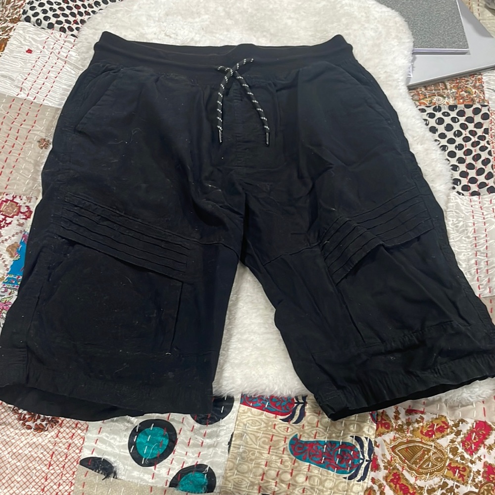 Black shorts Southpole